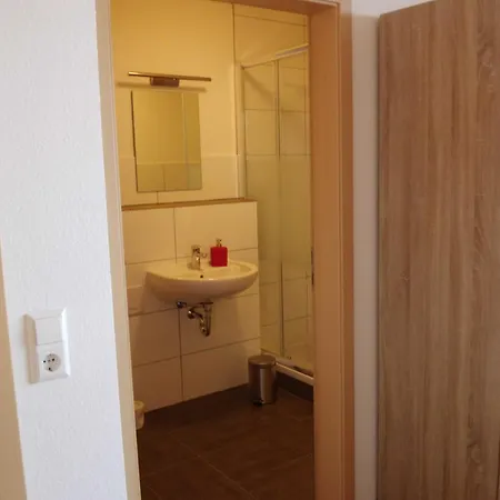 Martini Rammert 民宿 Großbettlingen